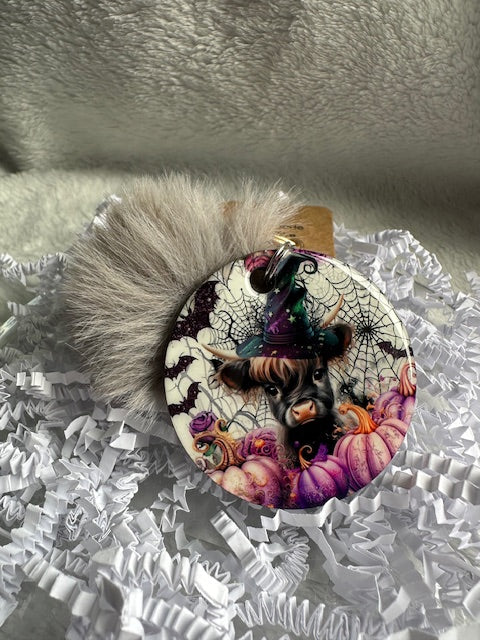 Highland Cow Pom Pom Keychain